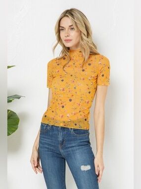 NWT Mesh Floral Mock Neck Short Sleeve Top - 200-202